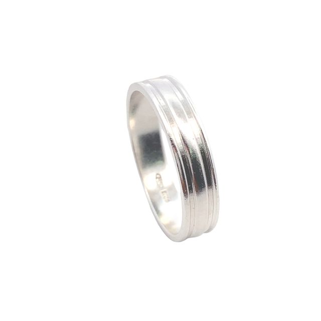 
                      
                        Emery 925 Sterling Silver Band Ring
                      
                    