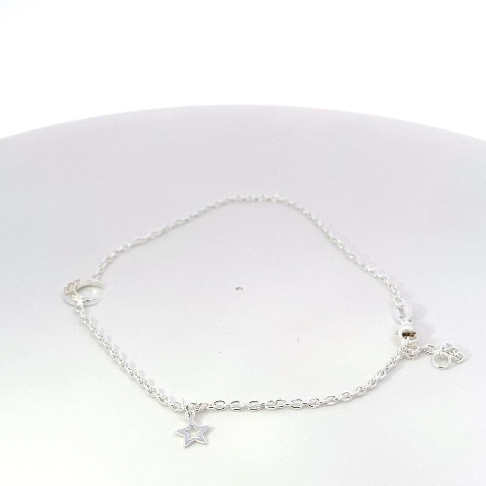 B5338 9.50INCH SILVER CHAIN ANKLET W/ MOON AND STAR 2.42G