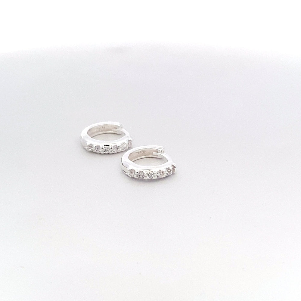 E7646 HUGGIES W/6CZ EACH 3X15MM SE 2.09G