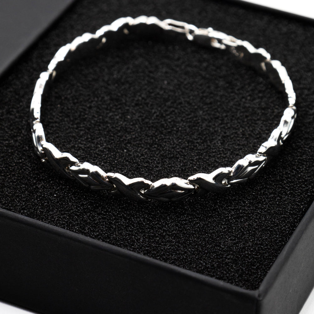 
                      
                        Julia 925 Sterling Silver Chain Bracelet
                      
                    