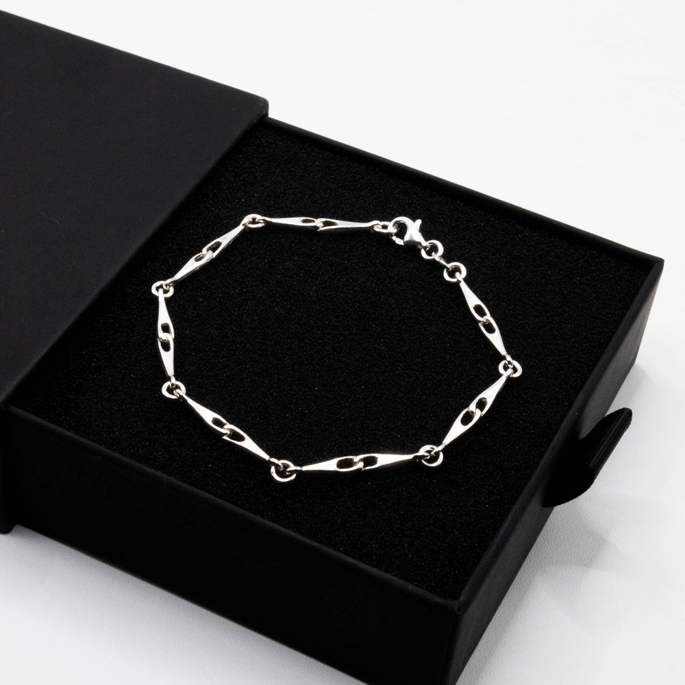 
                      
                        Matilda 925 Sterling Silver Chain Bracelet
                      
                    