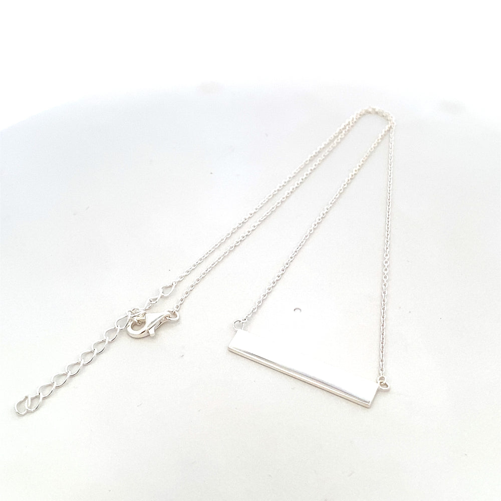 
                      
                        ID BAR PENDANT IN SILVER CHAIN NECKLACE
                      
                    