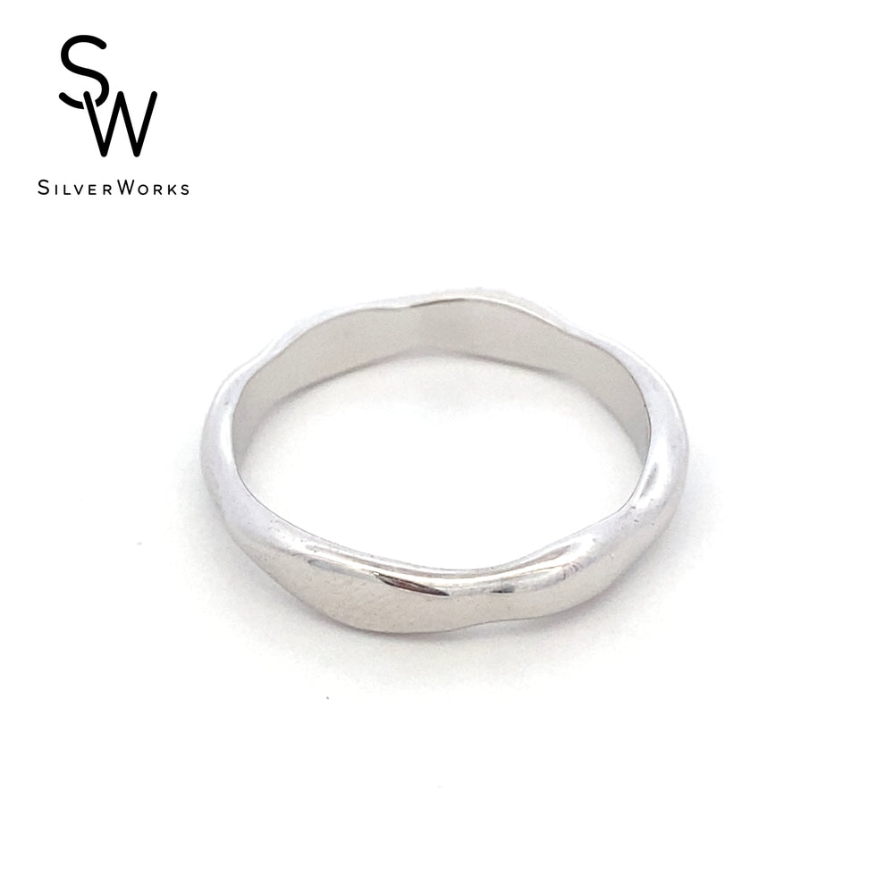 R66458 PLAIN WAVY RHOD RING 2.9G