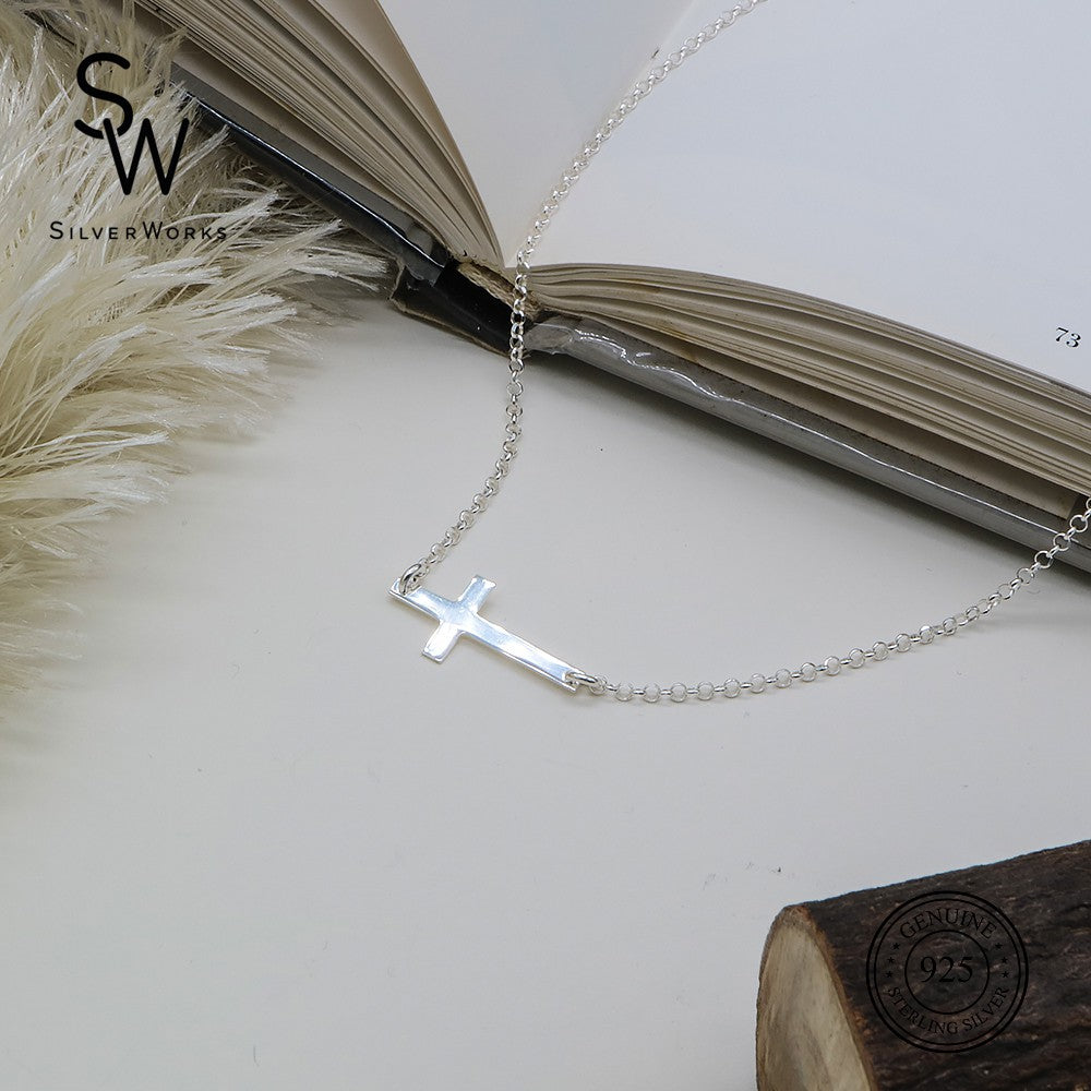 
                      
                        Silverworks N3950 Thin Rolo w/ Vertical Cross Pendant
                      
                    