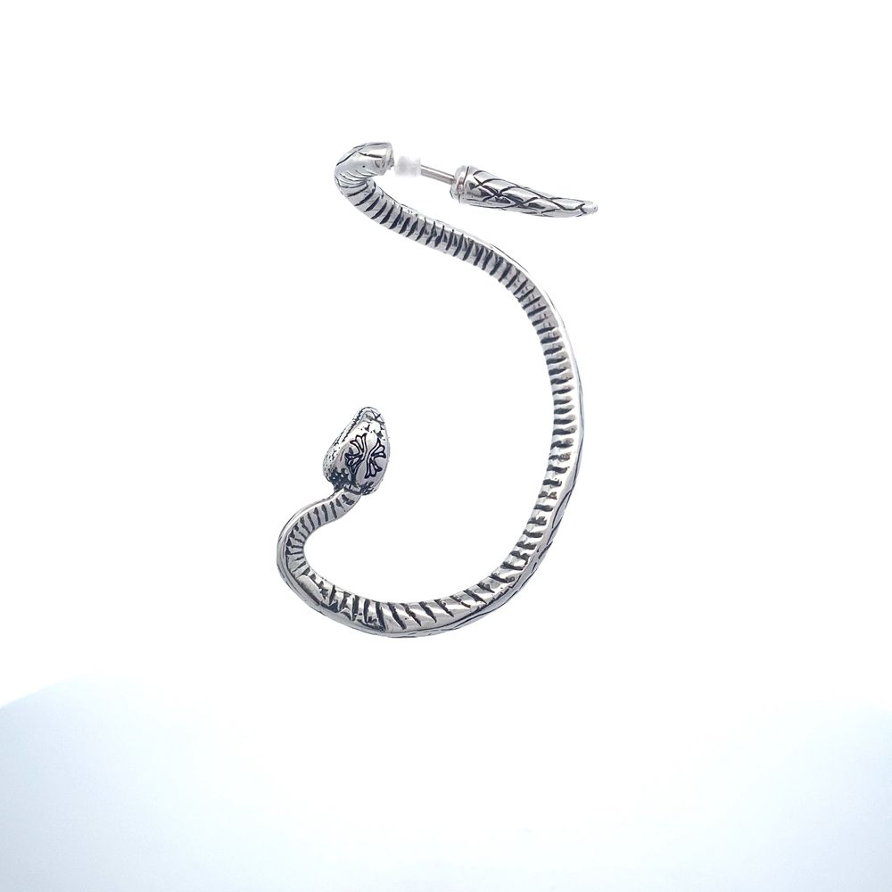 
                      
                        Methuselah Earcuff
                      
                    