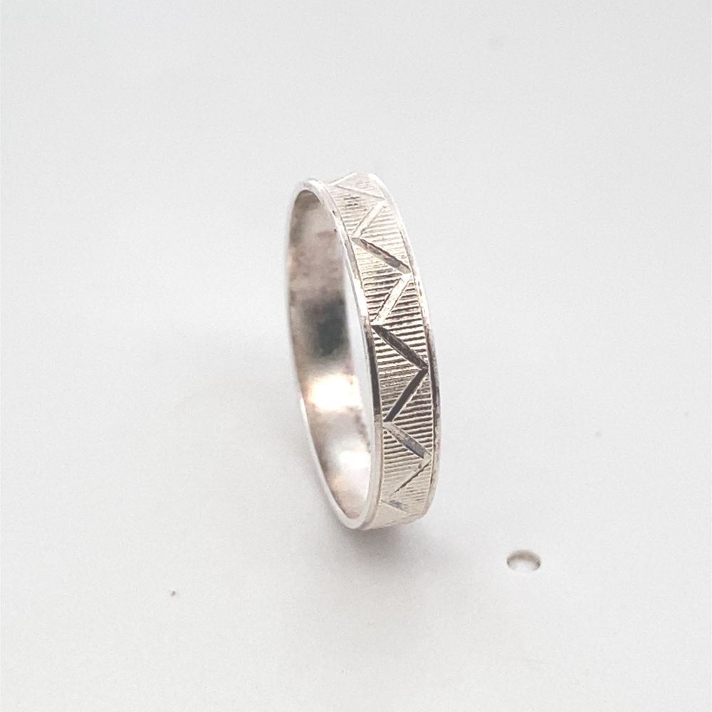 
                      
                        Eden 925 Sterling Silver Wedding Band Ring | SilverWorks
                      
                    