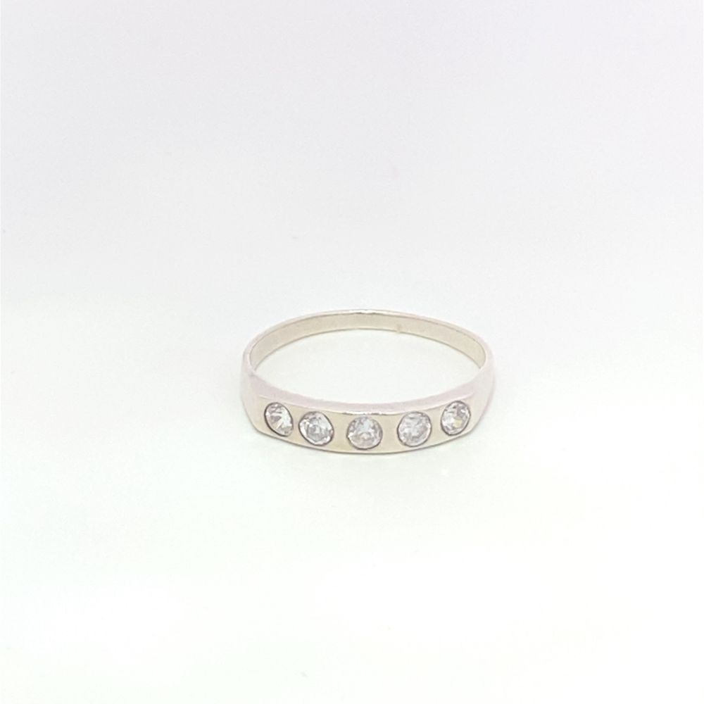 Ladies Ring with 5 Round Cubic Zirconia R584610