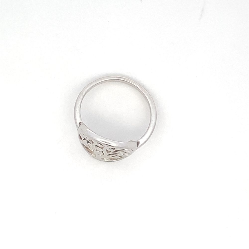 
                      
                        Tree Design Ring R59914
                      
                    