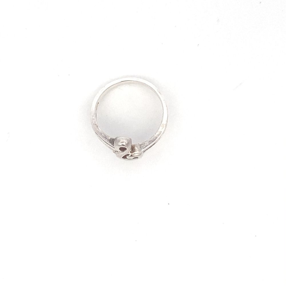 
                      
                        R604345 PLAIN GCLEF RING 2G
                      
                    