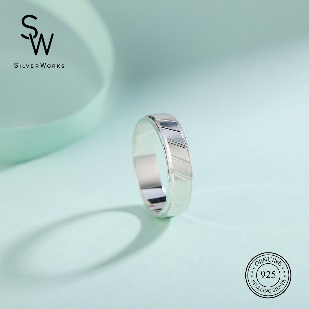 
                      
                        Silverworks Sandblasted Band with Slant Band Ring R5447
                      
                    